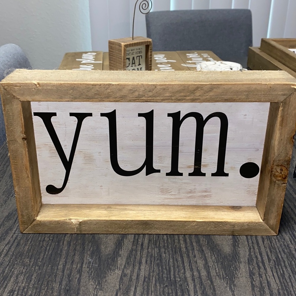 “Yum” sign